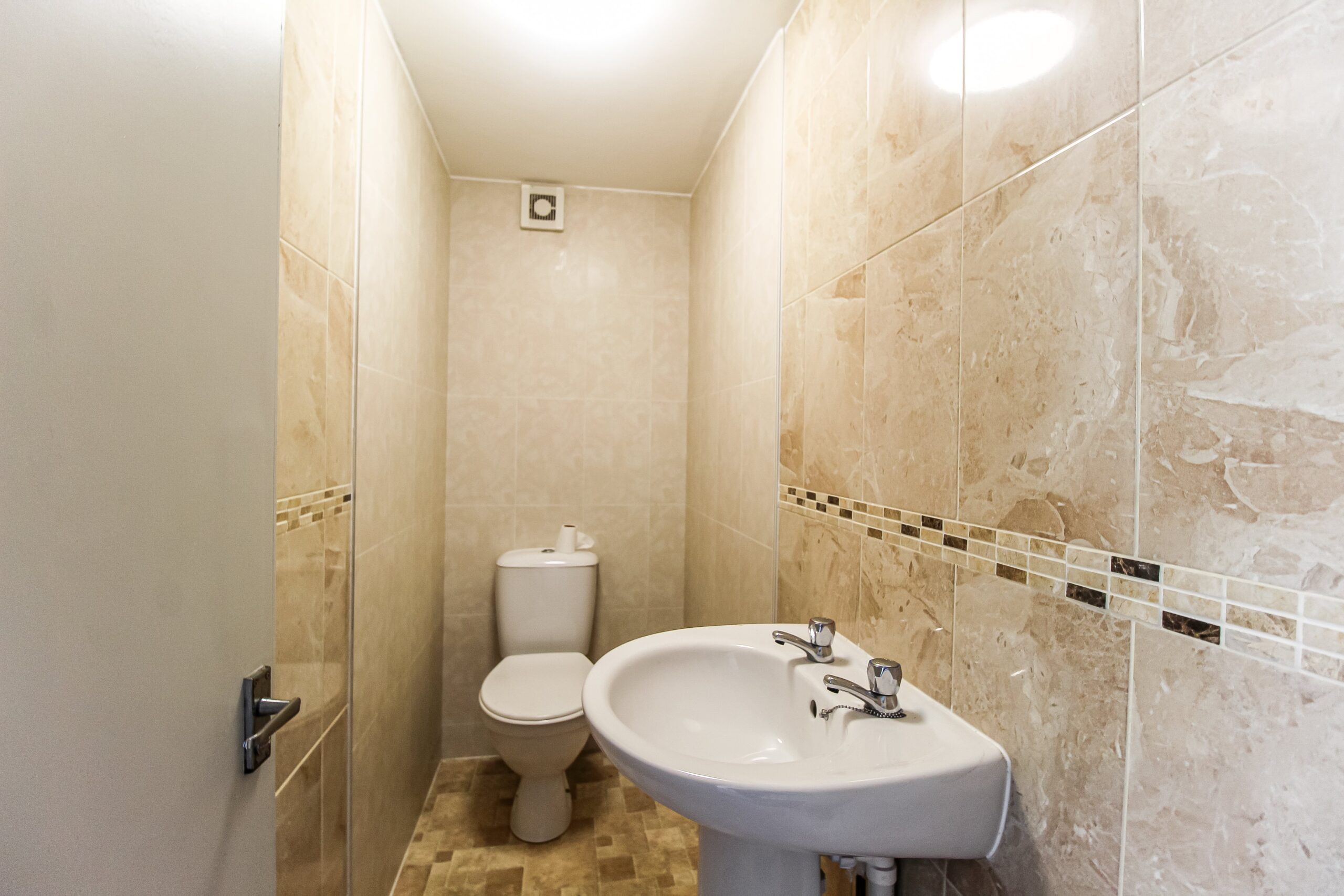 0908 4ef6 Cfed 2e0d.jpg